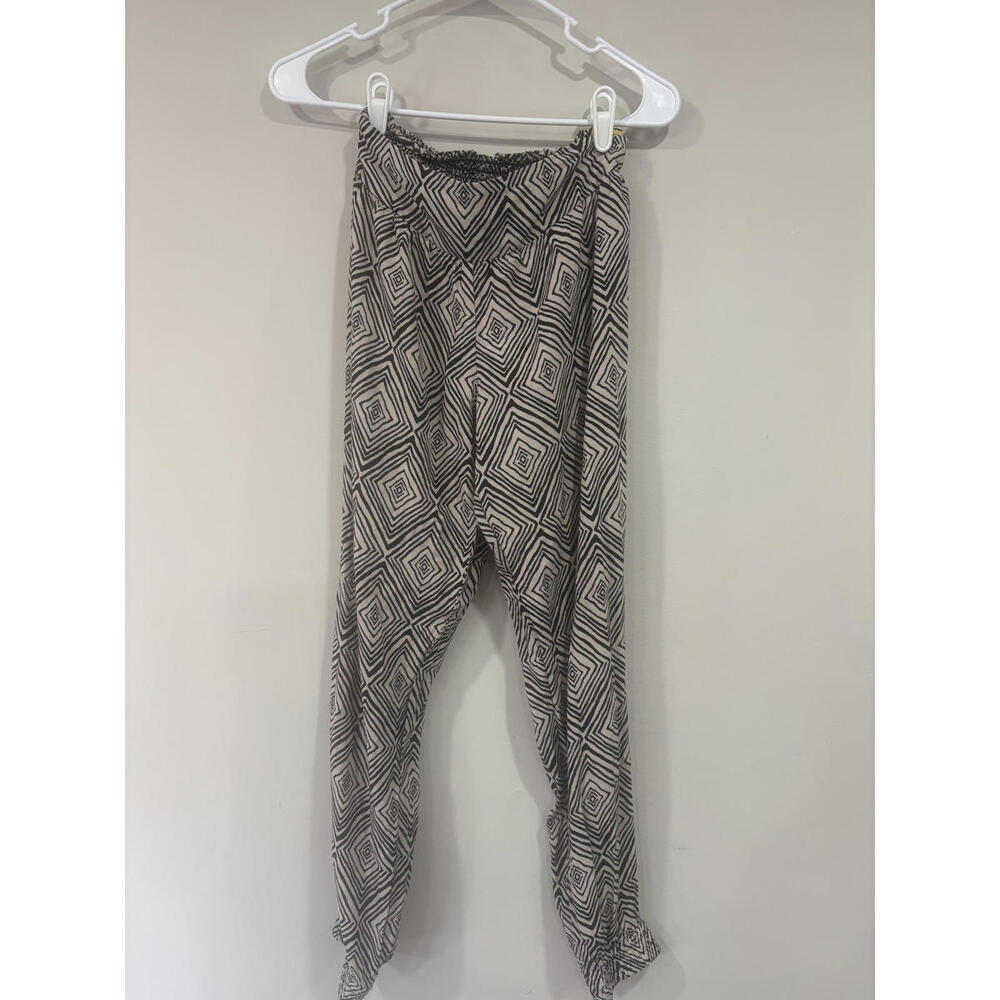 Forever 21 cute festive pants good condition small